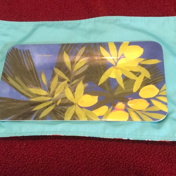 Isabella de Borchgrave Other - Isabella de Borchgrave lemon and  leaves platter melamine